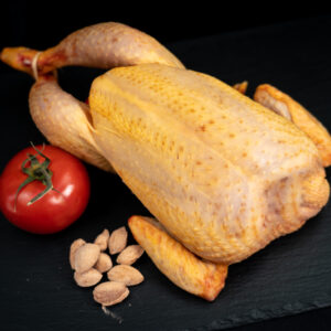 Pollo de corral entero, 2Kg.